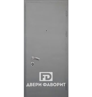 Дверь для загородного дома, отделка цинкогрунт - МД-237